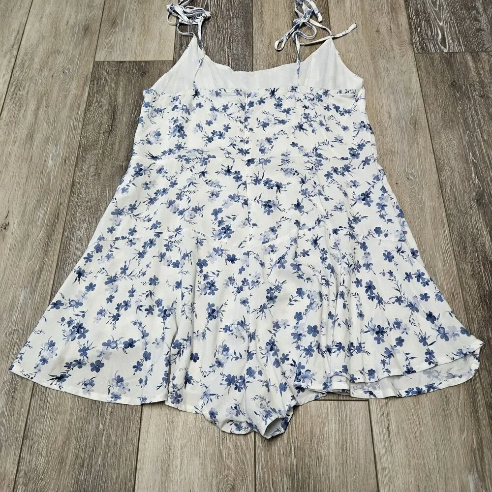 Bershka Micro Floral Playsuit Romper Spaghetti Strap White Blue Women’s XL